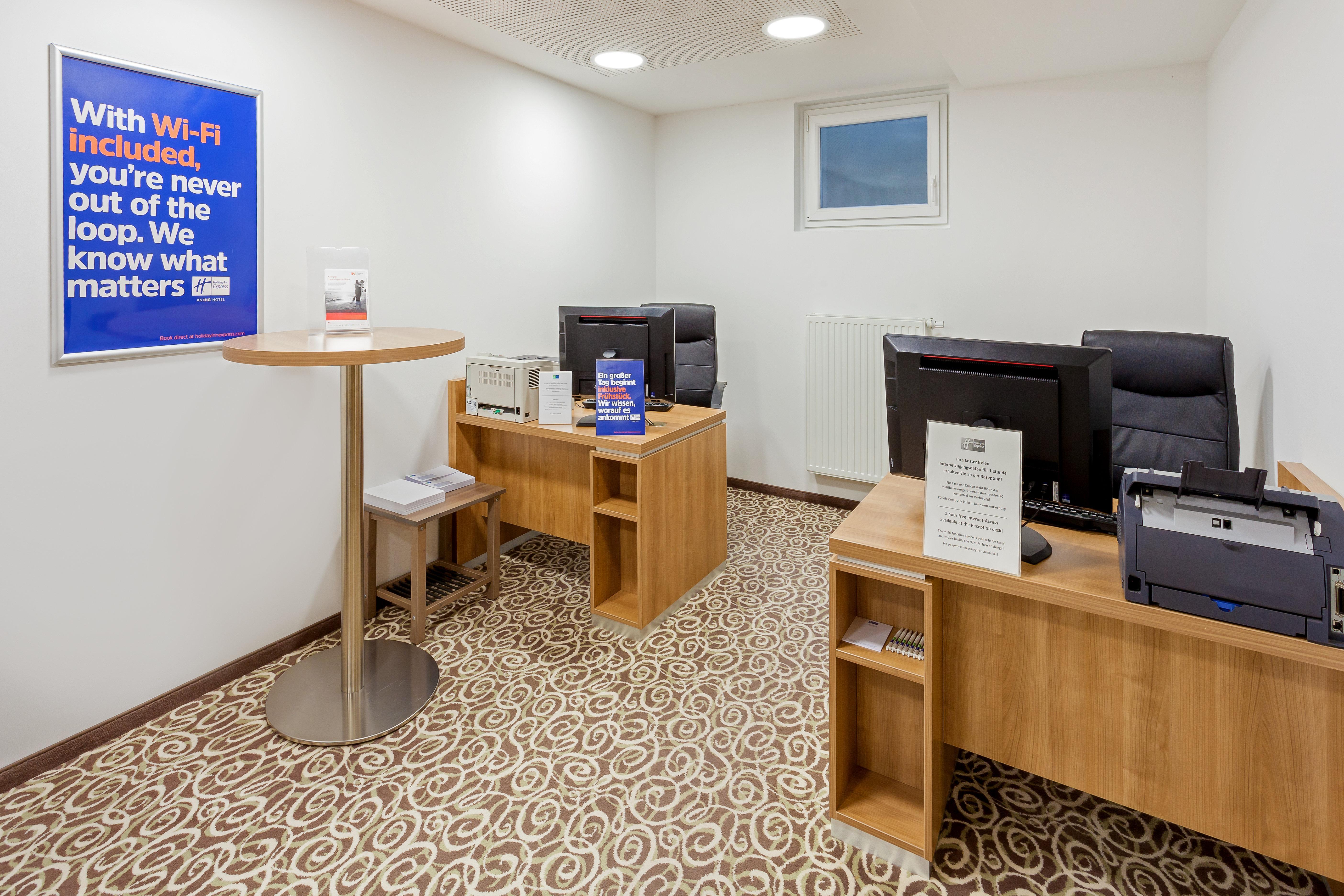 Holiday Inn Express Nuernberg-Σβάμπαχ Εξωτερικό φωτογραφία