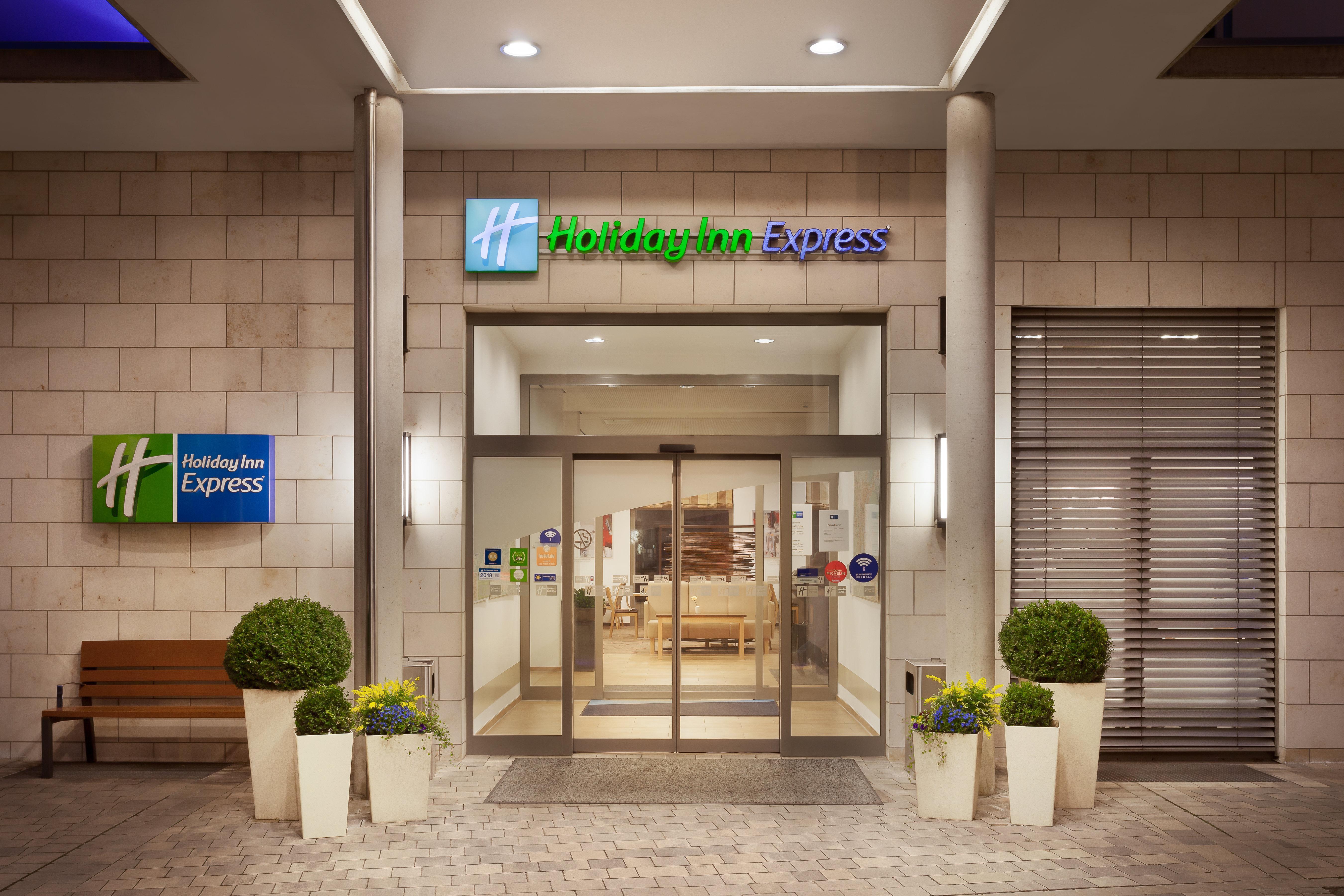 Holiday Inn Express Nuernberg-Σβάμπαχ Εξωτερικό φωτογραφία