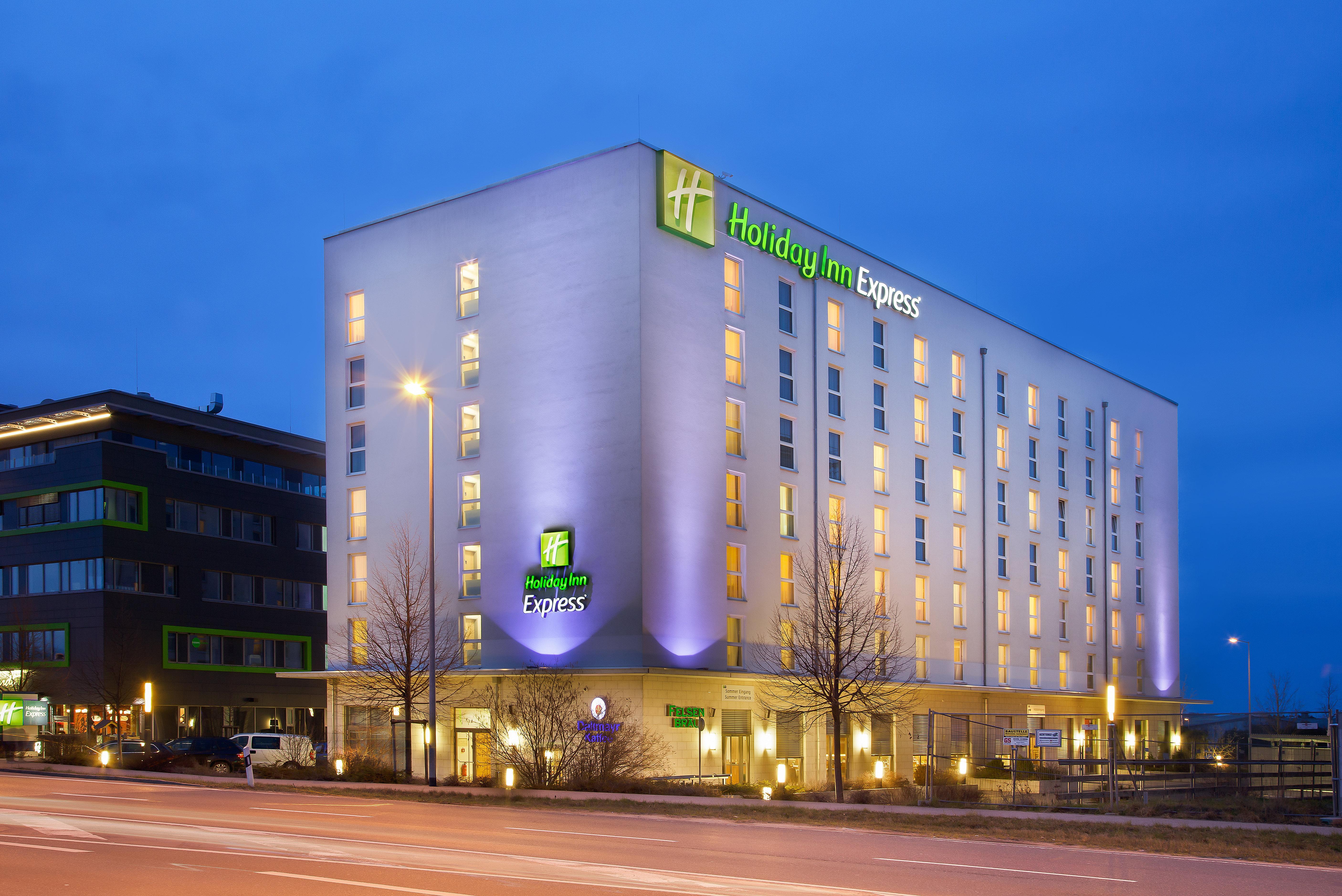 Holiday Inn Express Nuernberg-Σβάμπαχ Εξωτερικό φωτογραφία