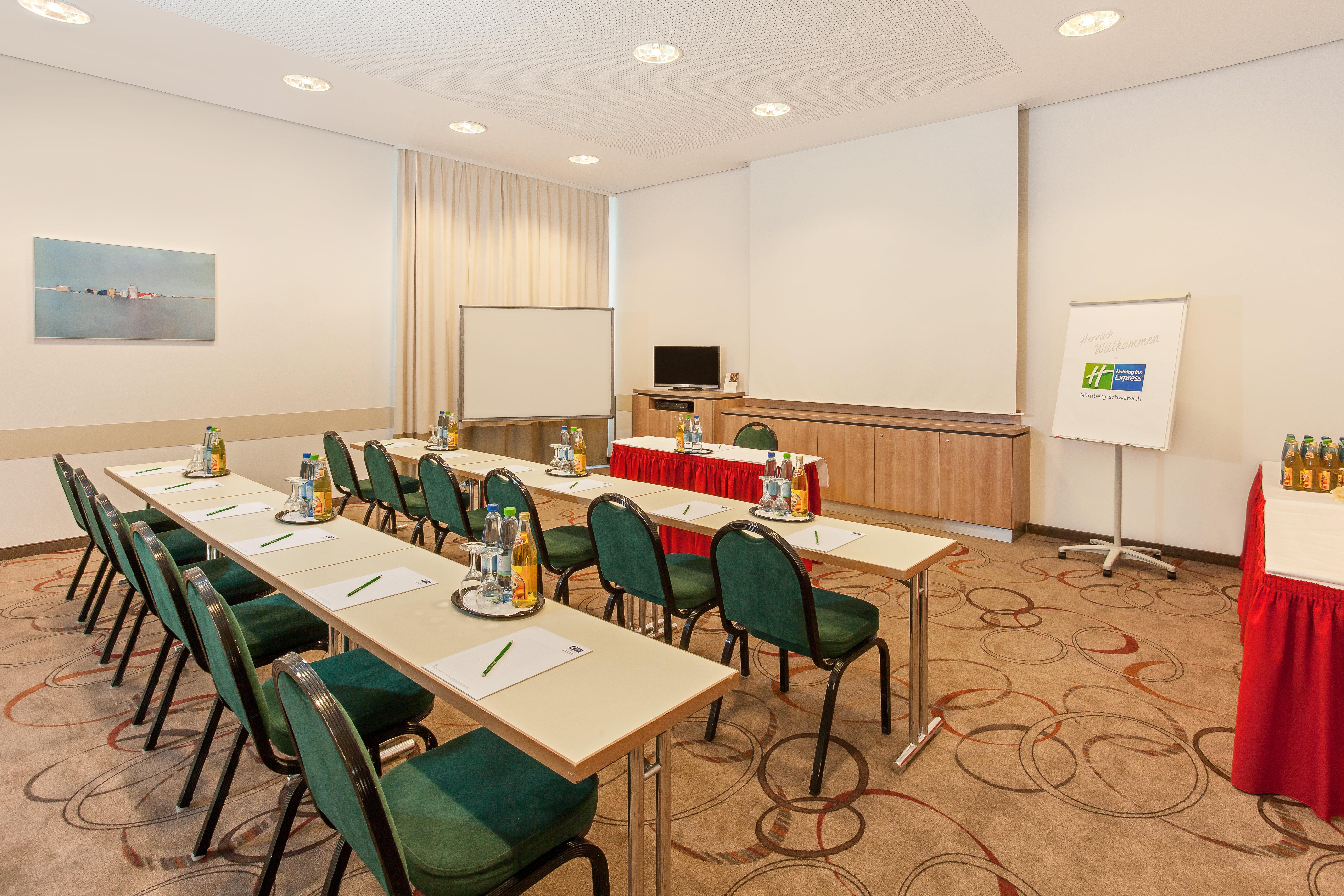 Holiday Inn Express Nuernberg-Σβάμπαχ Εξωτερικό φωτογραφία