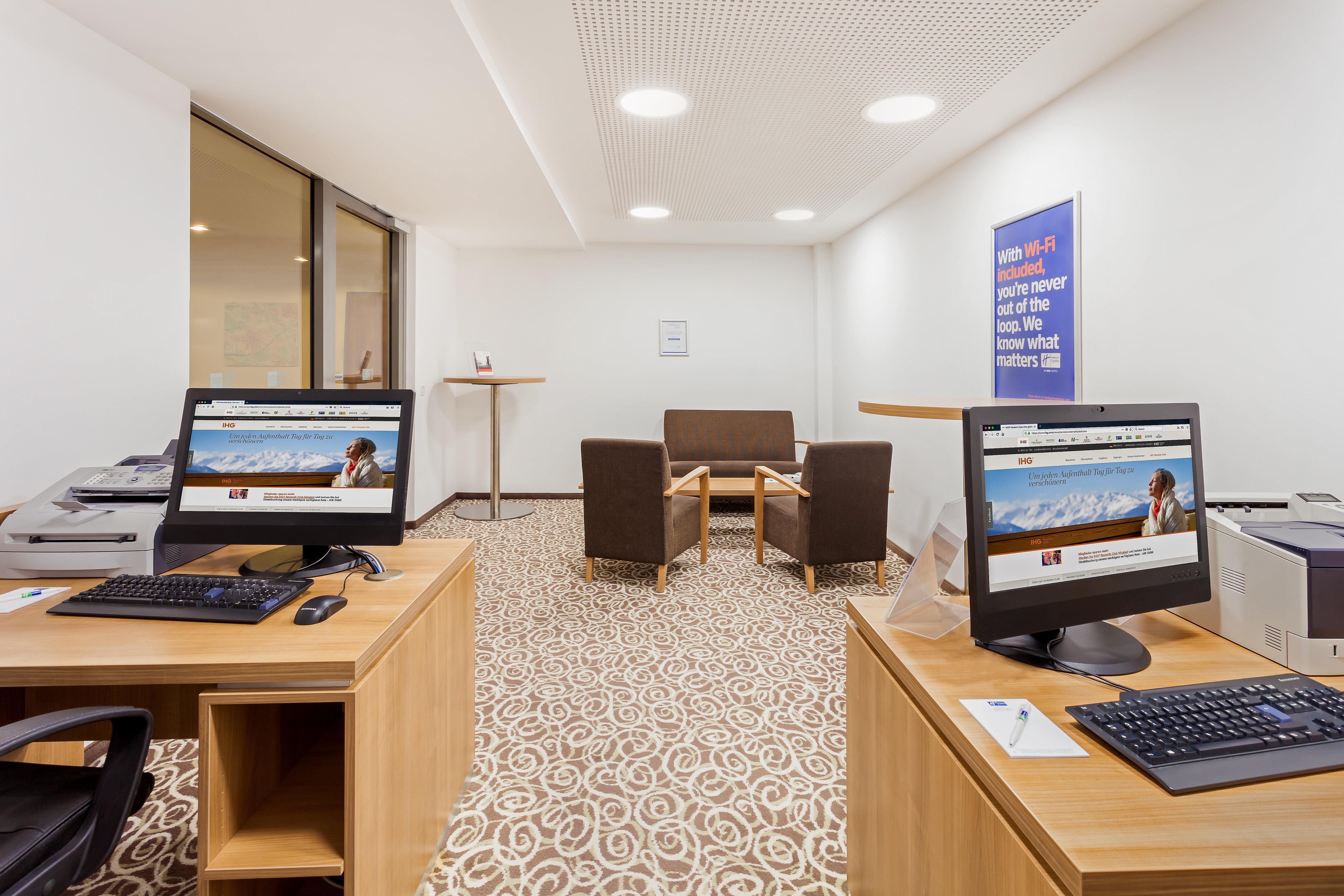 Holiday Inn Express Nuernberg-Σβάμπαχ Εξωτερικό φωτογραφία